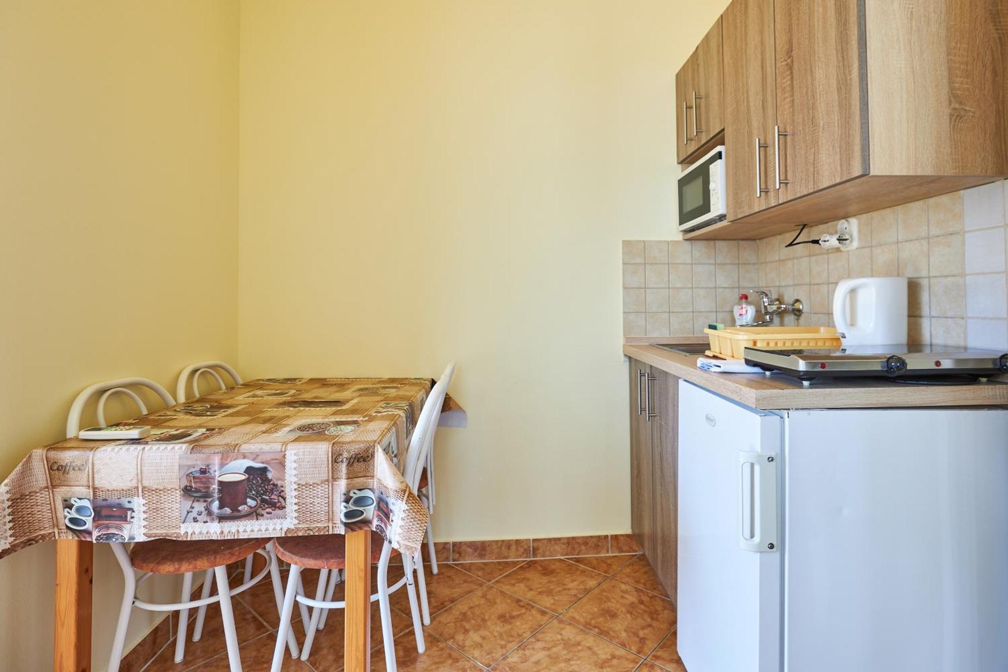 ADA 2 Apartmanház Hajduszoboszlo Bagian luar foto