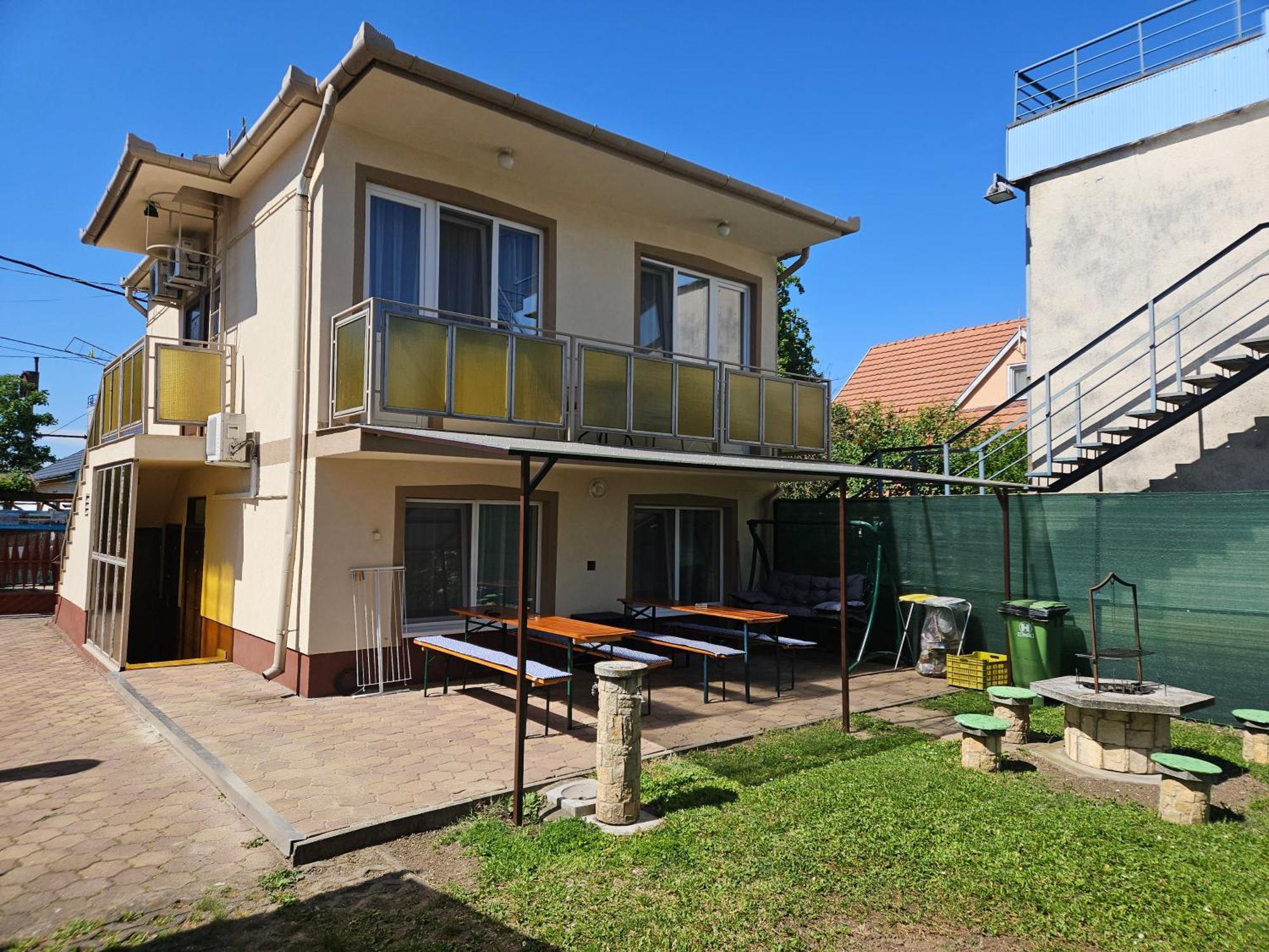 ADA 2 Apartmanház Hajduszoboszlo Bagian luar foto