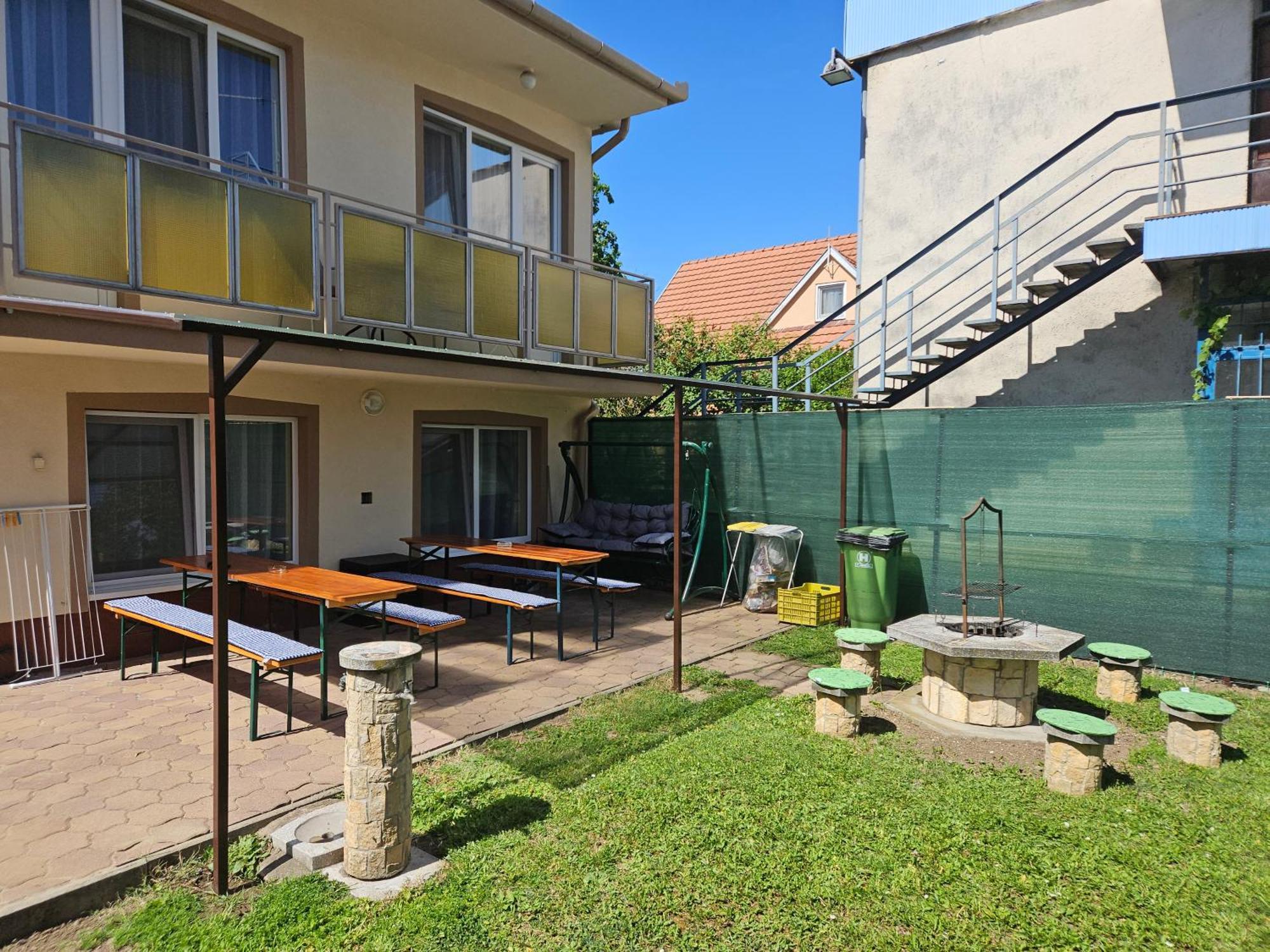 ADA 2 Apartmanház Hajduszoboszlo Bagian luar foto