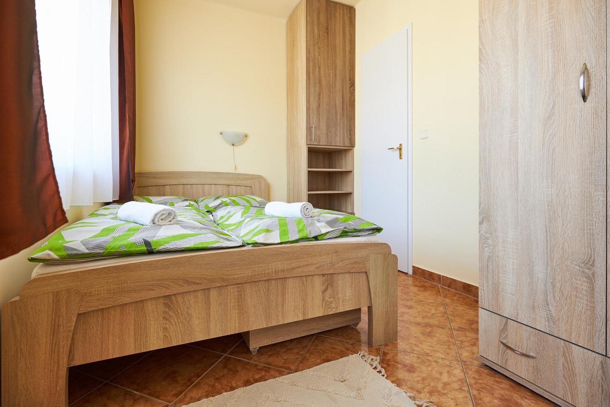 ADA 2 Apartmanház Hajduszoboszlo Bagian luar foto