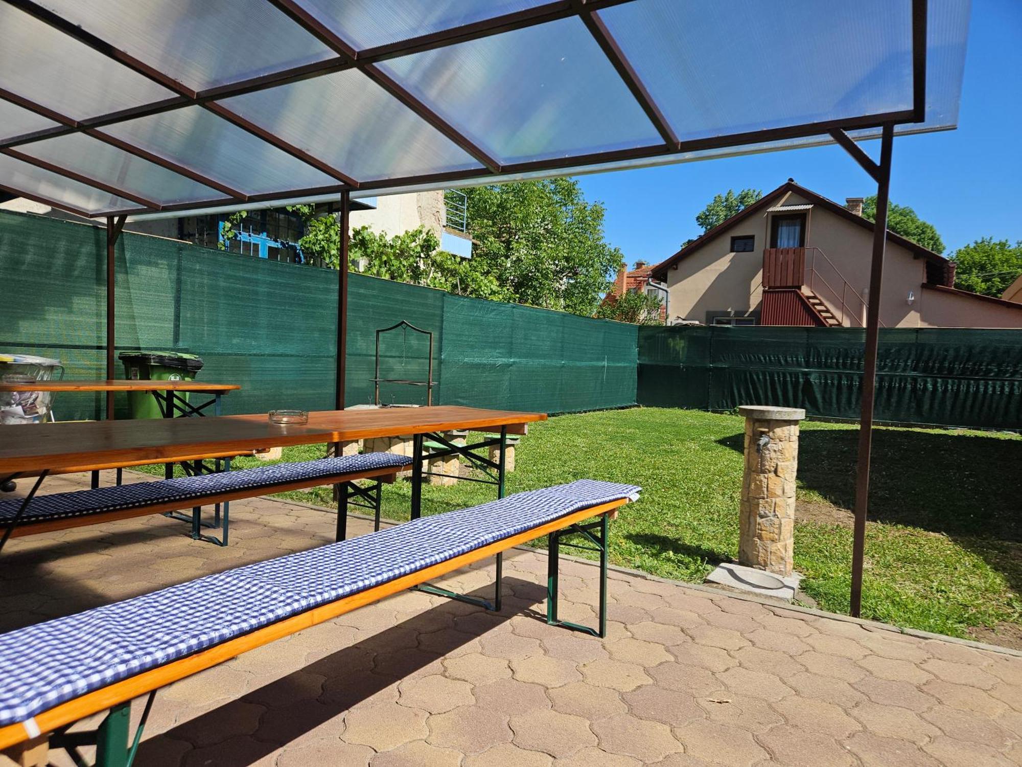 ADA 2 Apartmanház Hajduszoboszlo Bagian luar foto