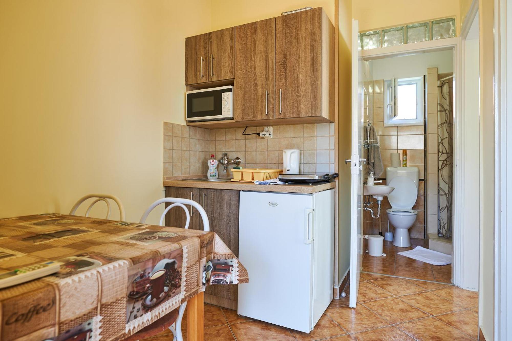 ADA 2 Apartmanház Hajduszoboszlo Bagian luar foto